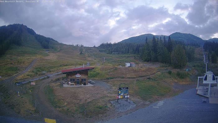 Red Resort Base Cam