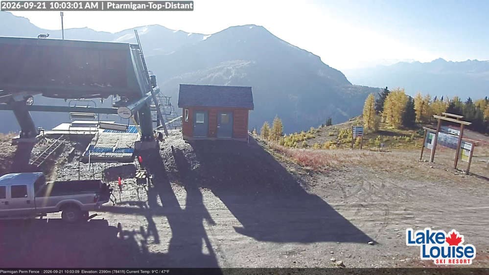Lake Louise Mountain Fairmont Chateau Cam