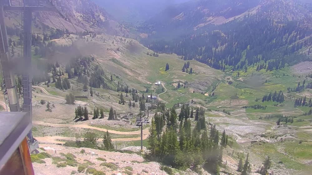 Mineral basin