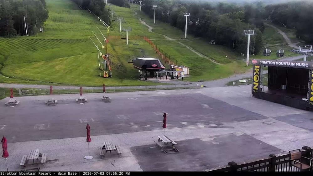 Main Base Lodge Cam